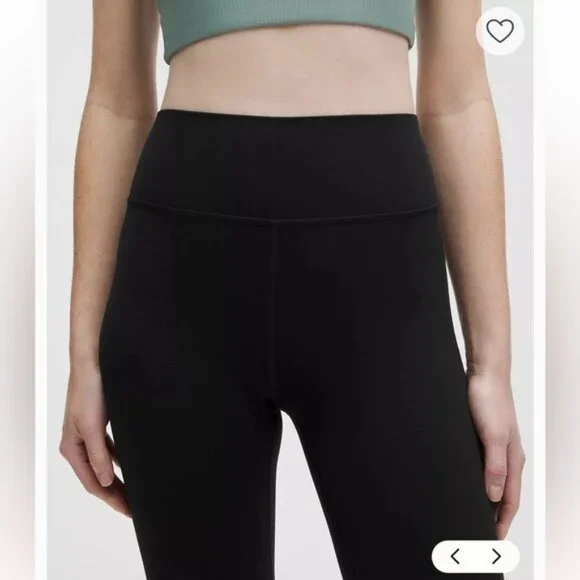 🖤Rare Hawaiian Island design lululemon align groove flare leggings - Picture 4 of 8